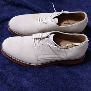 Bostonian tan suede shoes